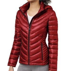 NEW CALVIN KLEIN PACKABLE HOODED LONG SLEEVE RED SHINY PUFFER JACKET SIZE M
